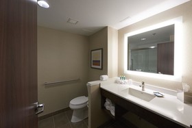 Holiday Inn Express & Suites St John's Airport