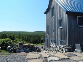 Blue Tin Roof Bed & Breakfast