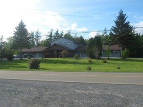 Sherbrooke Village Inn