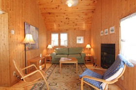 Birch Cliff Lodge on Baptiste Lake