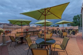 Holiday Inn Express & Suites Belleville