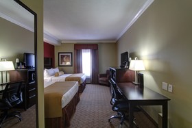 Best Western Plus Bowmanville