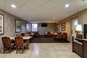 Best Western Plus Bowmanville