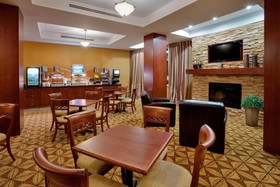 Holiday Inn Express Hotel & Suites Clarington Bowmanville