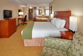 Holiday Inn Express Hotel & Suites Clarington Bowmanville