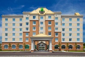 Holiday Inn Express Hotel & Suites Clarington Bowmanville