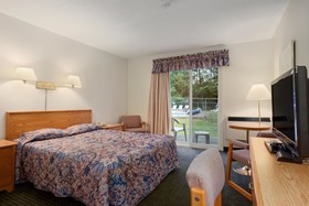 Travelodge by Wyndham Bracebridge