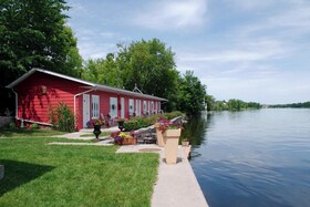 The Waters Edge Inn
