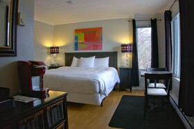 The Waters Edge Inn