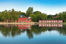 The Waters Edge Inn