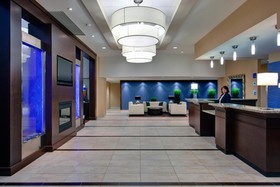 Holiday Inn Express & Suites Chatham South