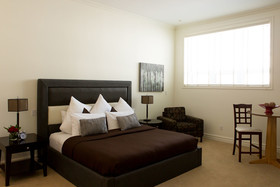 Retro Suites Hotel
