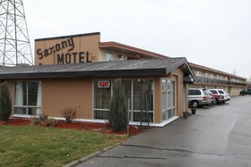 Saxony Motel