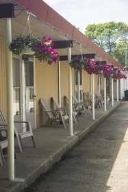 Riverview Motel