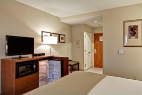 Holiday Inn Express & Suites Guelph