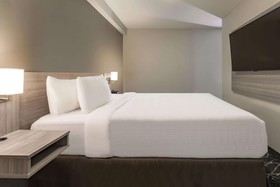 Microtel Inn & Suites By Wyndham Kanata