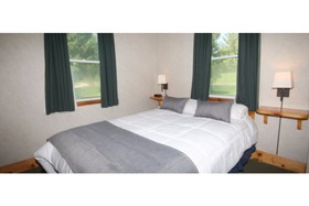 Elmhirst's Resort