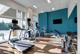 Holiday Inn Express Kingston West