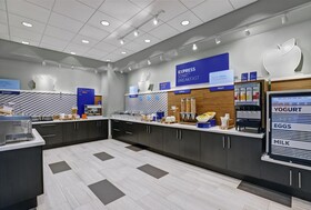 Holiday Inn Express Kingston West