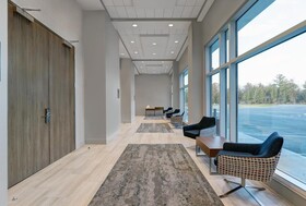 Holiday Inn Express Kingston West