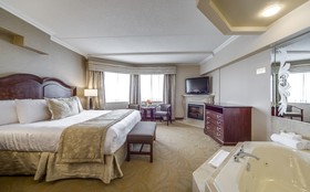 Monte Carlo Inn & Suites Downtown Markham