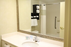 Country Inn & Suites by Radisson, Toronto Mississauga, ON