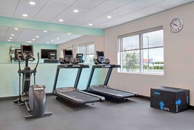 Tru by Hilton Toronto Airport West