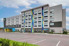 Tru by Hilton Toronto Airport West