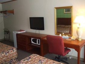 Forest Plaza Motel