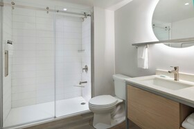 TownePlace Suites by Marriott Niagara Falls Canada