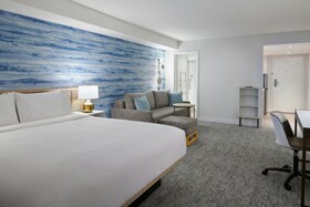 TownePlace Suites by Marriott Niagara Falls Canada