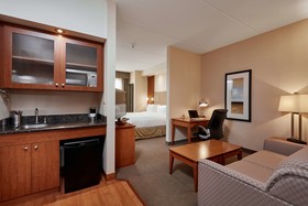 Best Western Plus Orangeville Inn & Suites