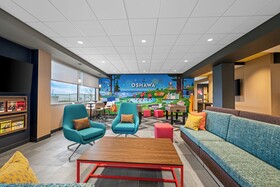 Tru by Hilton Oshawa