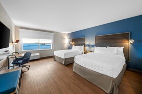 Tru by Hilton Oshawa