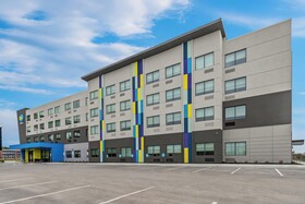 Tru by Hilton Oshawa