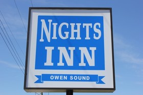 Knights Inn Owen Sound