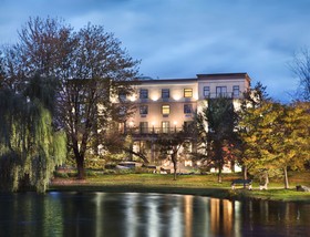 Best Western Plus Perth Parkside Inn & Spa