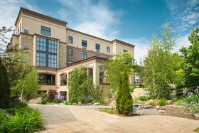 Best Western Plus Perth Parkside Inn & Spa