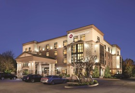 Best Western Plus Perth Parkside Inn & Spa
