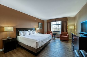 Best Western Plus Perth Parkside Inn & Spa