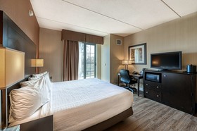 Best Western Plus Perth Parkside Inn & Spa