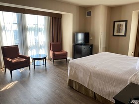 Best Western Plus Perth Parkside Inn & Spa