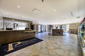 Best Western Plus Perth Parkside Inn & Spa