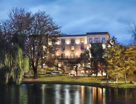 Best Western Plus Perth Parkside Inn & Spa
