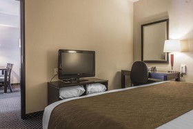 Quality Inn & Suites Petawawa