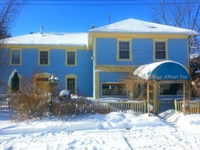 Port Albert Cottages