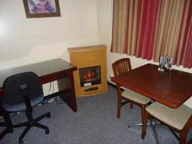 Imperial Fireside Inn