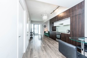 300 Front Street West Signature Collection by PlanURstay