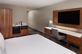 Four Points by Sheraton Vaughan