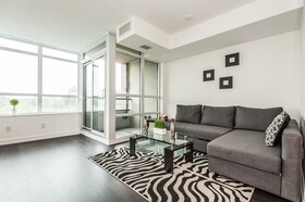 Life Suites Fort York Central Condo